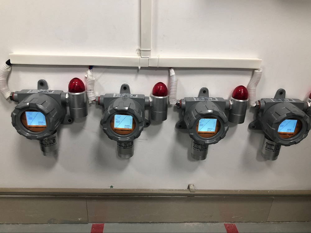 _6LI2)`VC~ESA5%D0@44C00.jpg _6LI2)`VC~ESA5%D0@44C00.jpg